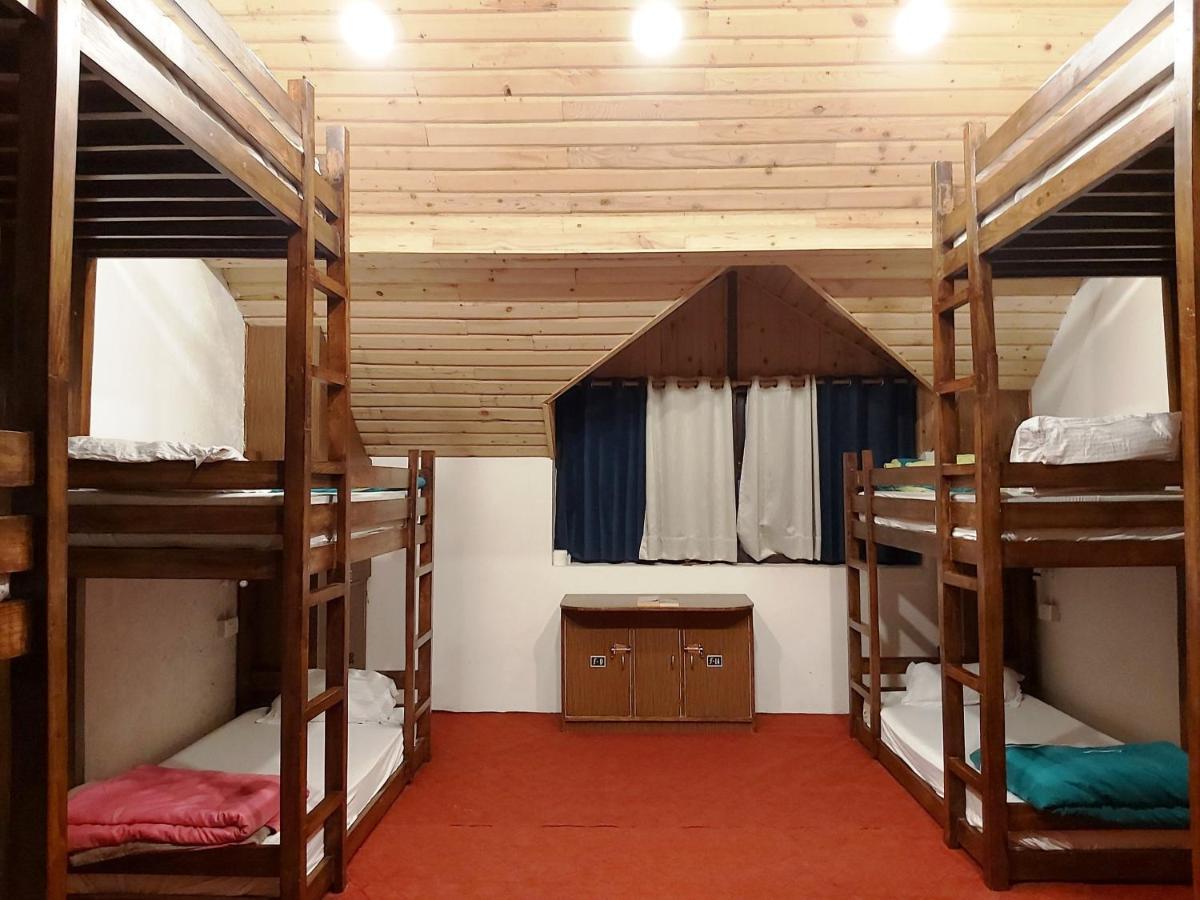 Utopia Hostels Dharamkot Mcleodganj Dharamsala Exteriér fotografie