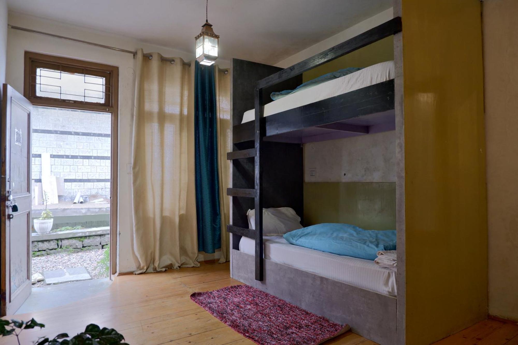 Utopia Hostels Dharamkot Mcleodganj Dharamsala Exteriér fotografie