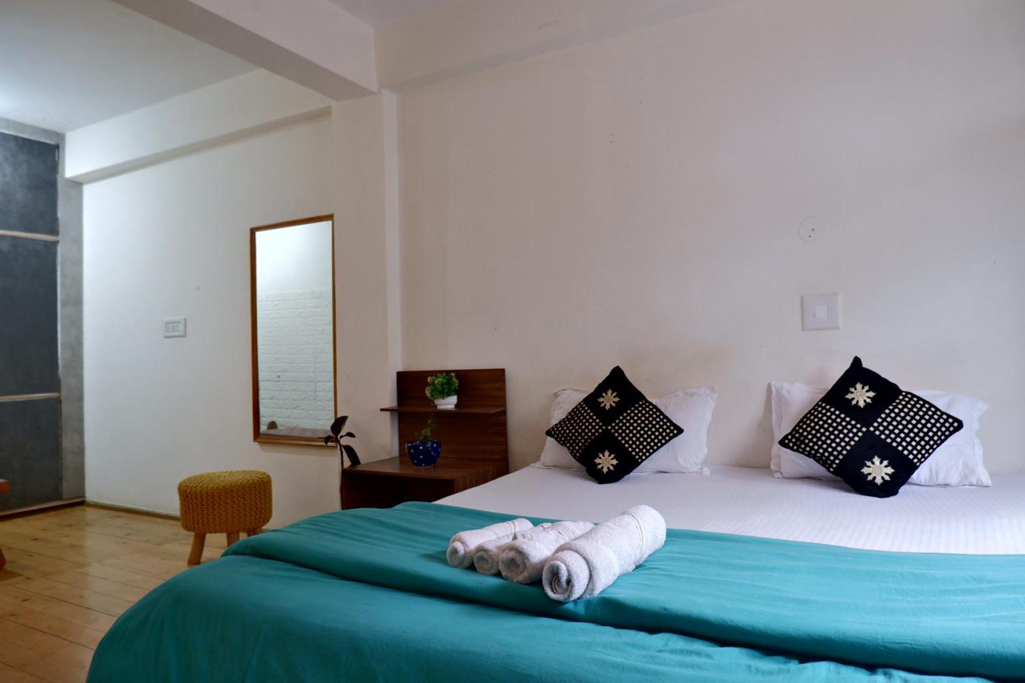 Utopia Hostels Dharamkot Mcleodganj Dharamsala Exteriér fotografie
